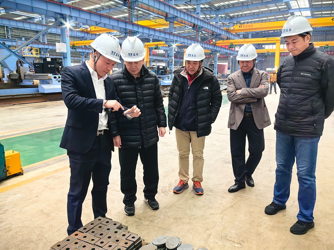 中國鋼結構協(xié)會空間結構分會領導專家一行蒞臨萬豪考察指導工作