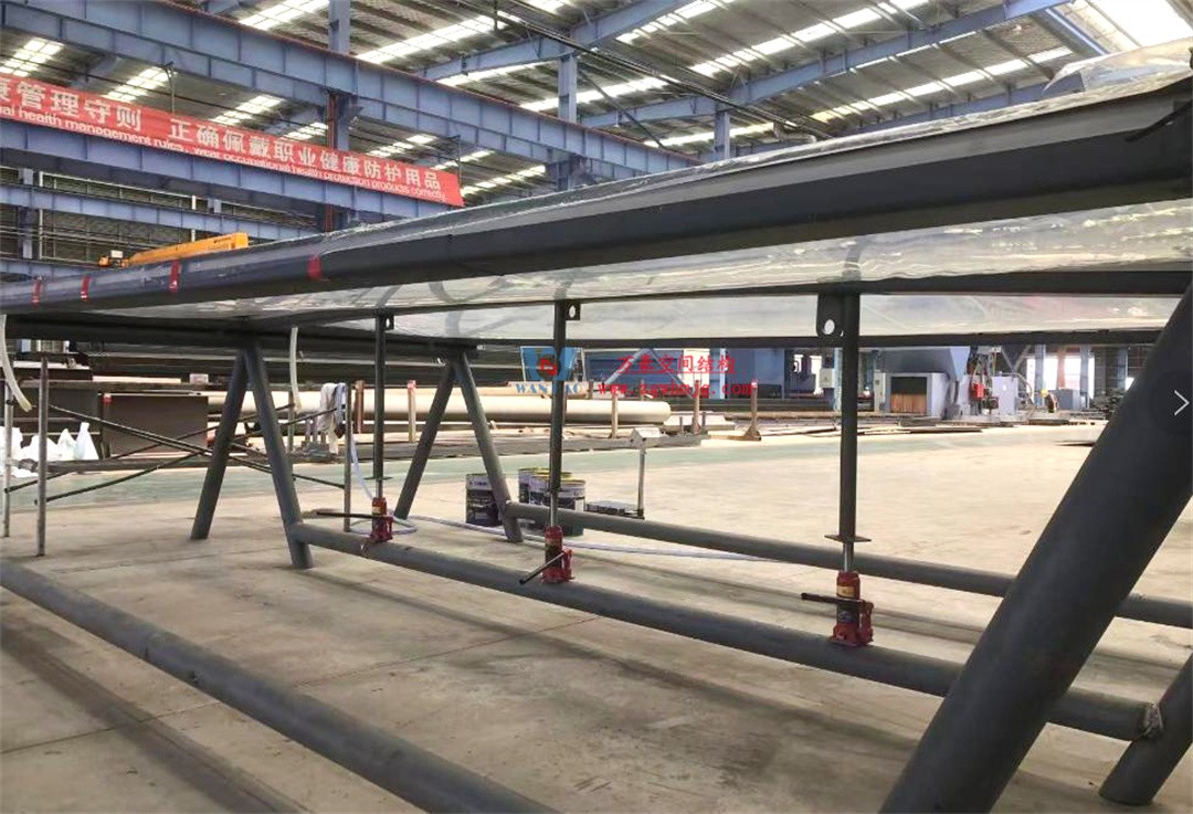 科技賦能品質(zhì)工程 | 萬(wàn)豪集團(tuán)攜手浙大團(tuán)隊(duì)圓滿完成無(wú)錫奧體中心膜結(jié)構(gòu)排水試驗(yàn)驗(yàn)收