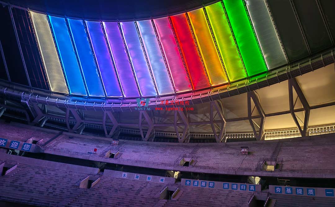 太湖之畔，華燈初上|無錫奧體中心施工加速