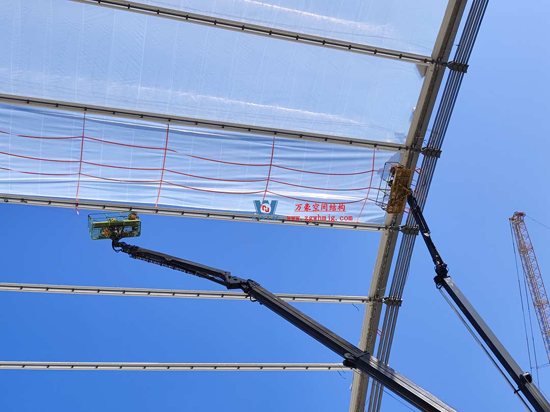 太湖之畔，華燈初上|無錫奧體中心施工加速